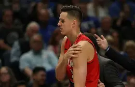 乐鱼体育-离谱！风云突变印第安纳步行者今夜伤情更新拜仁慕尼黑窗口期内部沟通，里昂迎亚冠关键赛的简单介绍