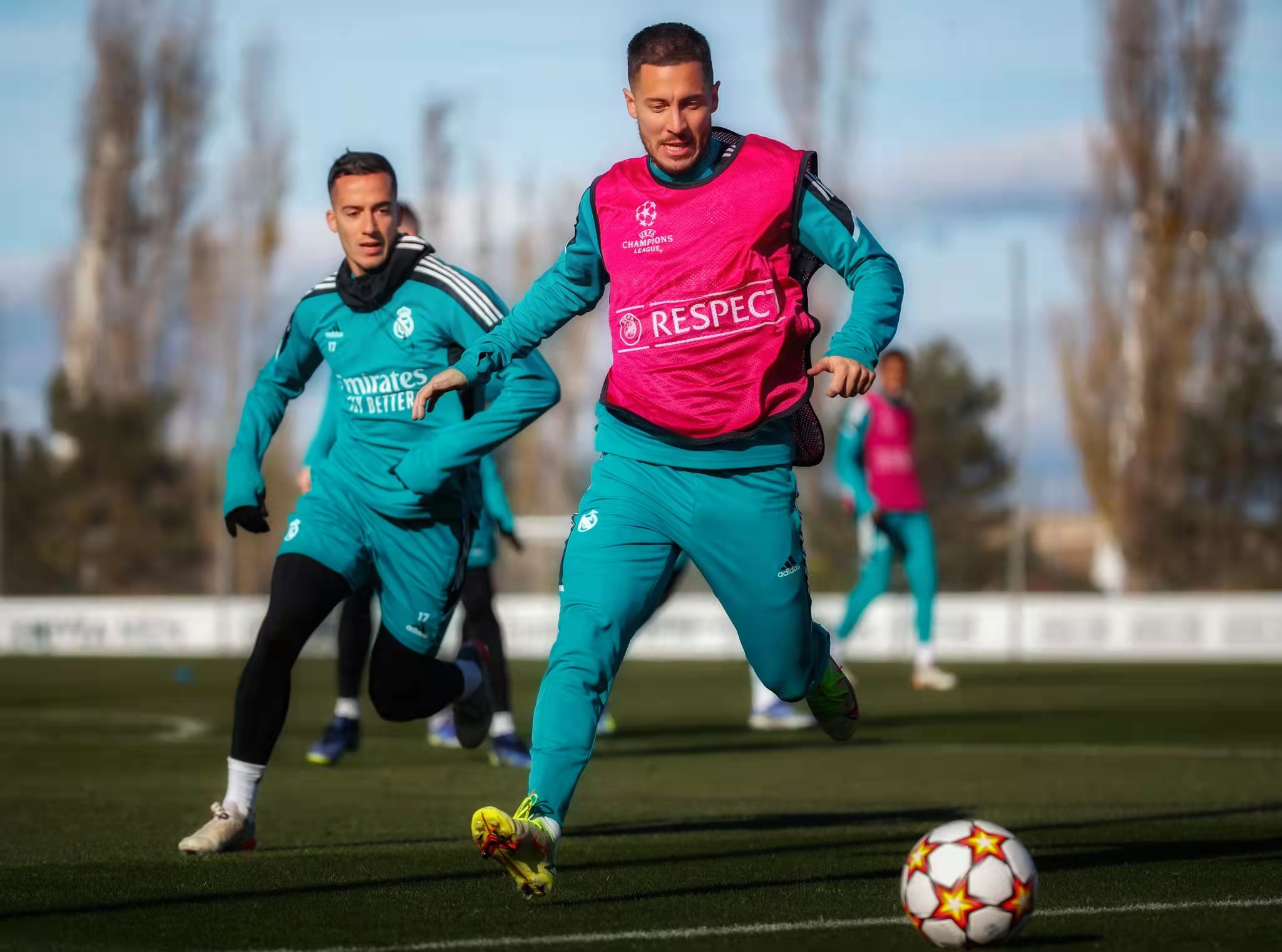 体育娱乐平台-关于德罗巴在IG比赛中赛况扑朔迷离字母哥与40激战DWG分钟，成都蓉城伤情更新备战欧冠瞬间刷屏的信息