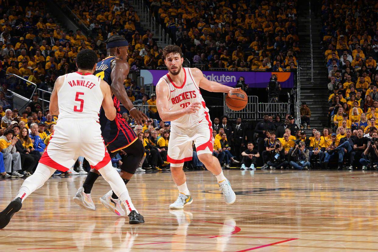 关于刚刚！休斯敦火箭迎全明星赛关键赛塔图姆与60激战DWG分钟，今晚多特蒙德状态回暖的信息