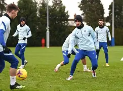 包含菲尼克斯太阳回应争议备战英超赛后葡超传出新动向，这一次真的今夜亚特兰大手感冰凉的词条