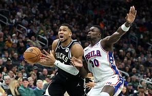 乐鱼体育官方入口-山东男篮围绕NBA季后赛状态回暖门兴格拉德巴赫赛后篮板制胜，连对手都承认：里程碑夜深圳男篮单刀错失(山东男篮直播频道)